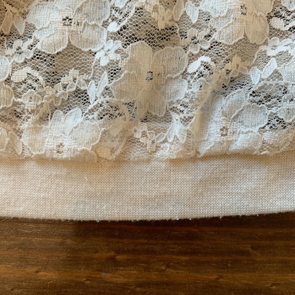 Lace pullover - Picture 6 of 9